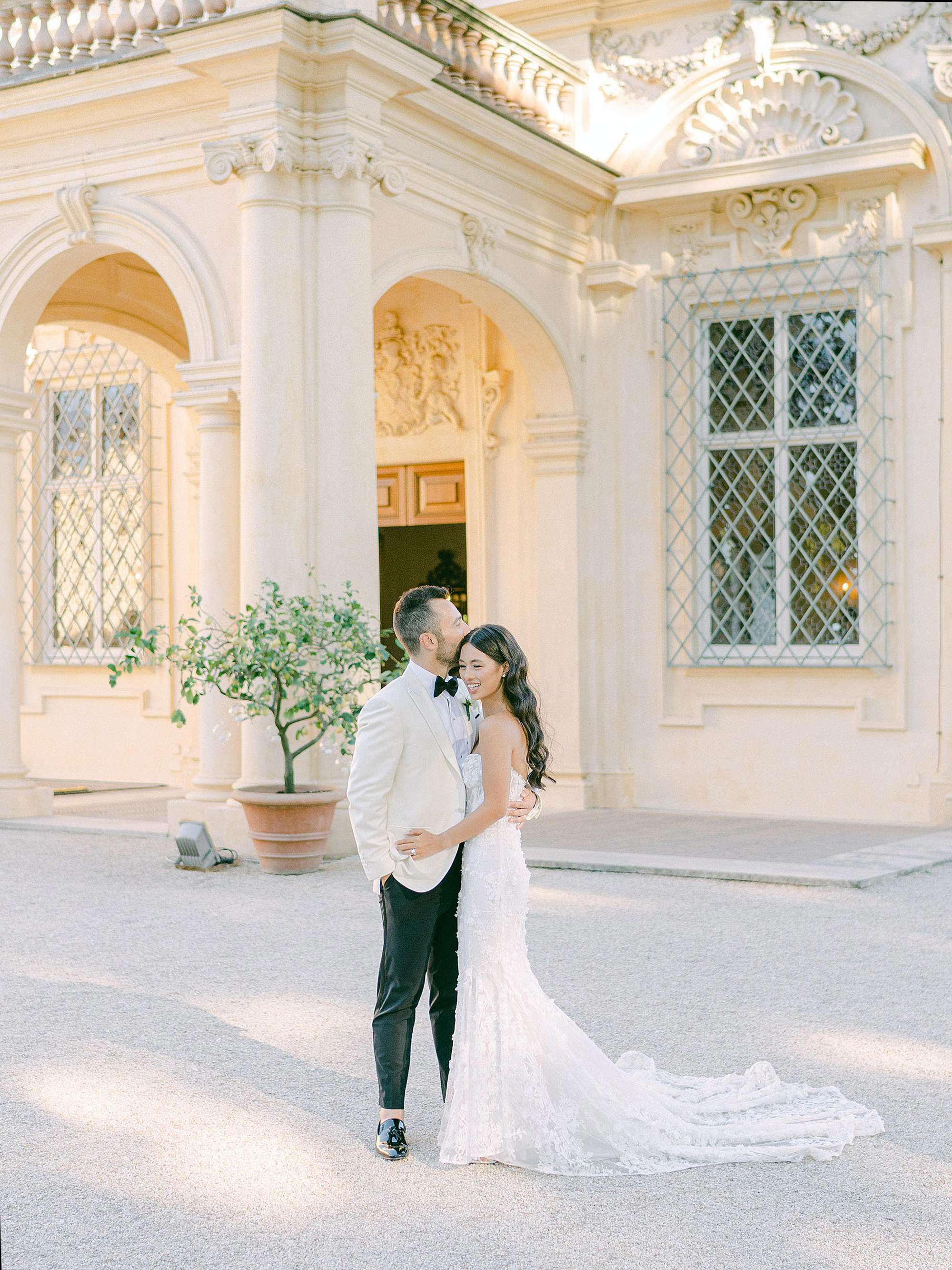 destination wedding photographer rome