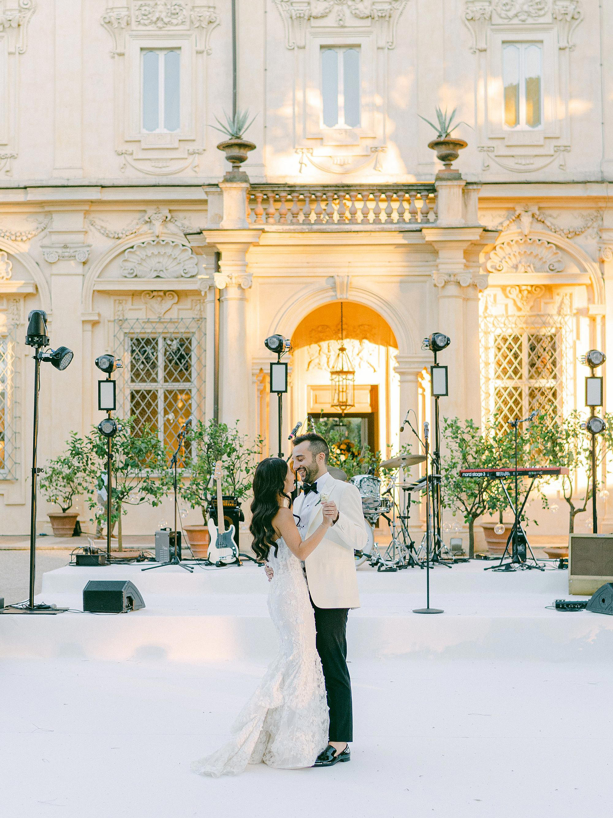 destination wedding photographer rome