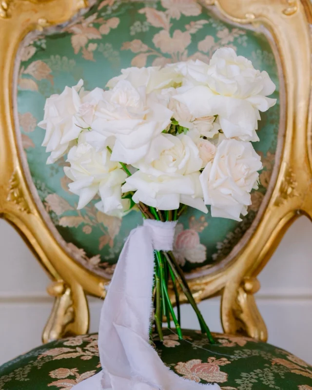 Soft pastel tones bring an unmatched elegance to wedding ceremonies, creating a romantic and timeless atmosphere. ✨ Shades of ivory, blush, and delicate greenery blend harmoniously, elevating every detail—from the floral arrangements to the intricate stationery. This refined color palette enhances the beauty of the moment, making it feel like a dream.

If you love the charm of soft hues for your wedding day, save this for inspiration and tell us in the comments which pastel shades you adore the most!

Photo & Video @the_real_puravidastudio 
WP @theweddingissue_if 
Venue @anticafattoriapaterno 
Bride gown @casablancabridal 
Muah @giuliamakeupfirenze 
Music @assyalivemusic 
Lighting @almaproject247 
Flowers @fioreallocchiello.it 
Caterer @deliziaricevimenti 

#destinationweddingitaly #weddingintuscany #tuscanywedding #tuscanyweddingphotographer #weddingcandidphotography #luxuryweddingphotographer #luxuryweddingitaly
#villafocewedding #tuscanywedding #weddingatlafoce #weddingdecor #whiteweddingdecor

Wedding photographer in tuscany
Wedding video in tuscany
Wedding photo in Florence